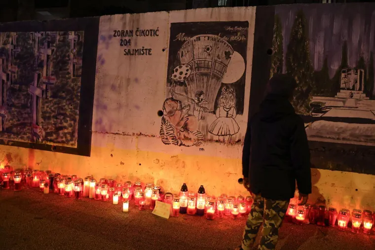 Impresivne slike iz Splita: Rijeka ljudi priključila se Torcidi u nezaboravnom mimohodu za Vukovar