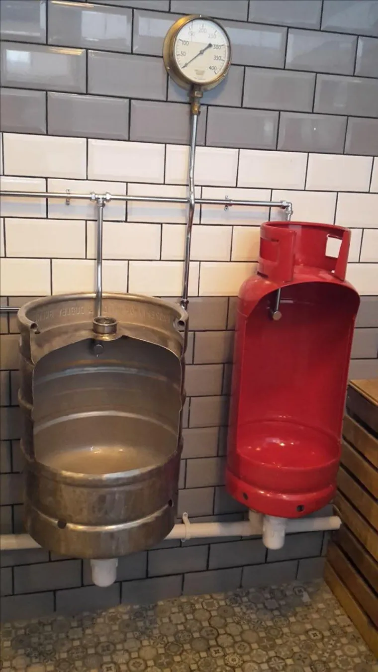 Skupili smo fotke najbizarnijih WC-a na svijetu, neka su rje&scaron;enja te&scaron;ko pojmljiva