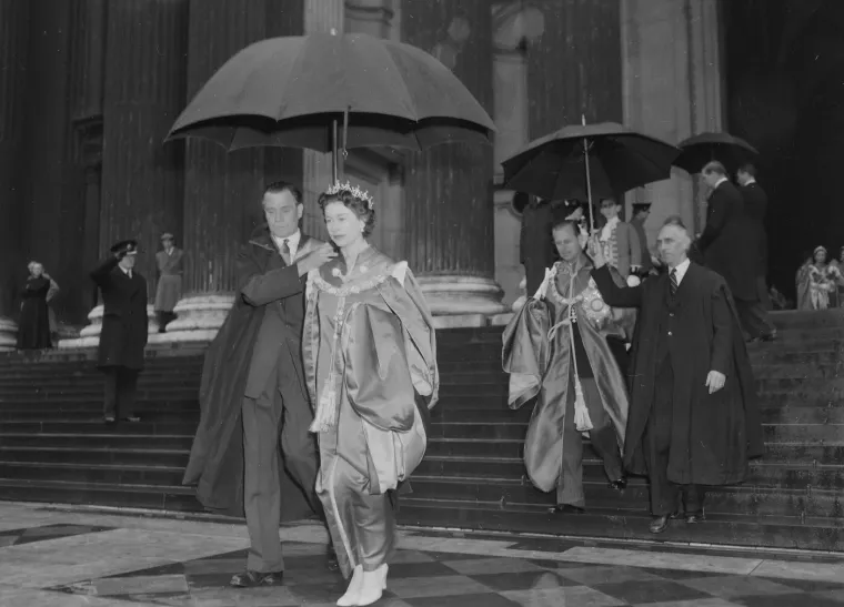 Znate li kako su Elizabeta i Philip izgledali prije 78 godina? Mogli bi se iznenaditi