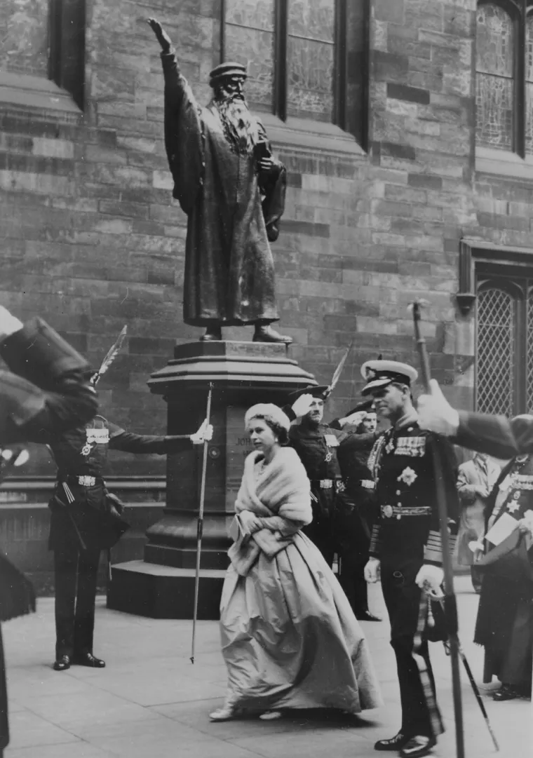 Znate li kako su Elizabeta i Philip izgledali prije 78 godina? Mogli bi se iznenaditi