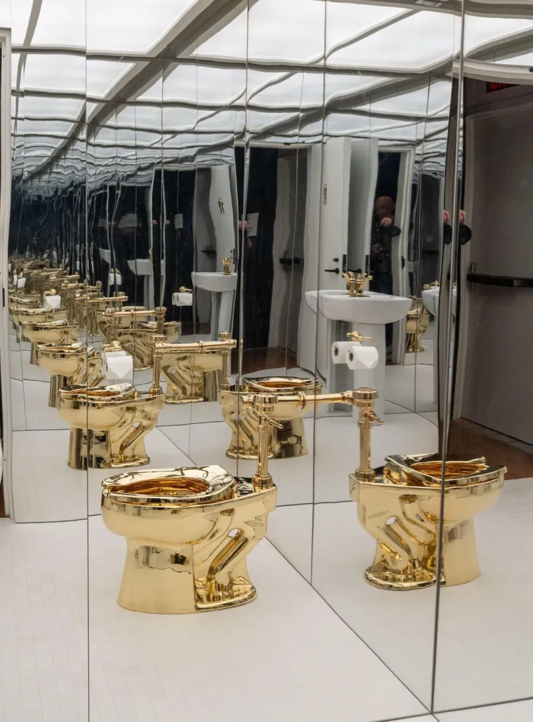 WC &scaron;koljka od 100 kilograma zlata prodana na dražbi: Otkriveno za koju cijenu