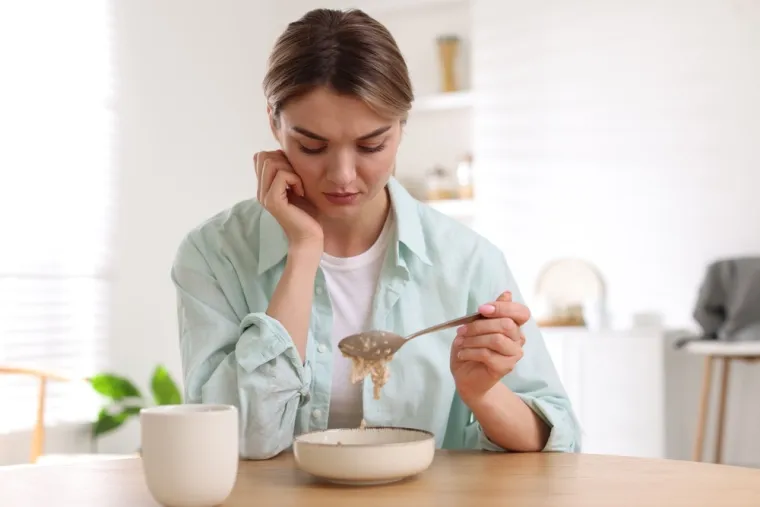 Pijete li previ&scaron;e tekućine? Ovih 30 znakova upozorenja ne biste trebali ignorirati