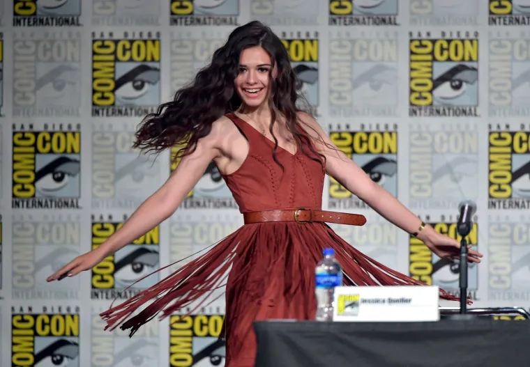 Smatraju je oličenjem ženstvenosti: Nitko ne vjeruje da je ova glumica promijenila spol