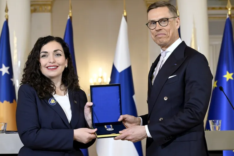 Predsjednica Kosova nikad ljepša: Pogledajte njezine najupečatljivije kombinacije