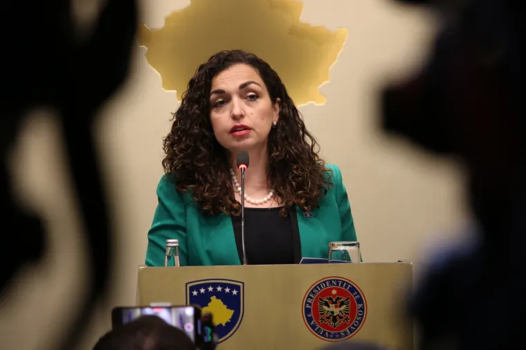 Predsjednica Kosova nikad ljepša: Pogledajte njezine najupečatljivije kombinacije