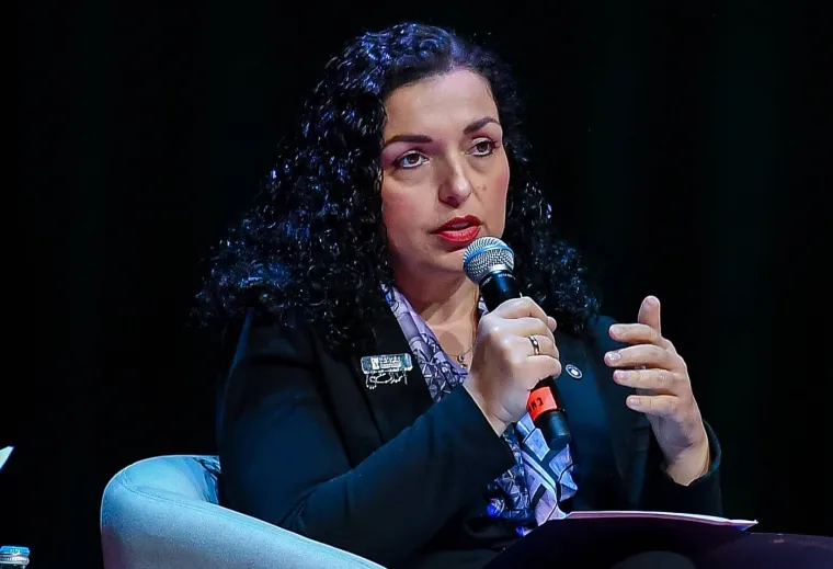 Predsjednica Kosova nikad ljep&scaron;a: Pogledajte njezine najupečatljivije kombinacije