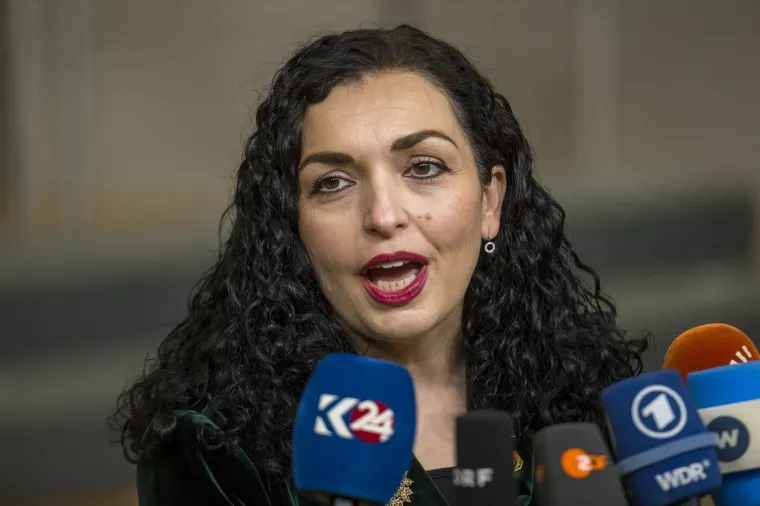 Predsjednica Kosova nikad ljep&scaron;a: Pogledajte njezine najupečatljivije kombinacije