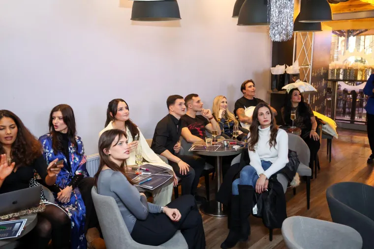 Biv&scaron;e missice organizirale zajedničko gledanje Miss Universe, a pridružili im se i brojni poznati