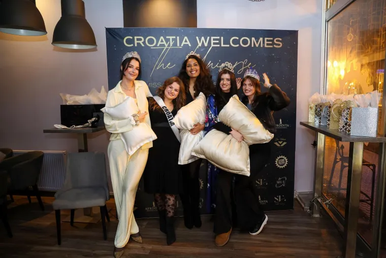 Biv&scaron;e missice organizirale zajedničko gledanje Miss Universe, a pridružili im se i brojni poznati
