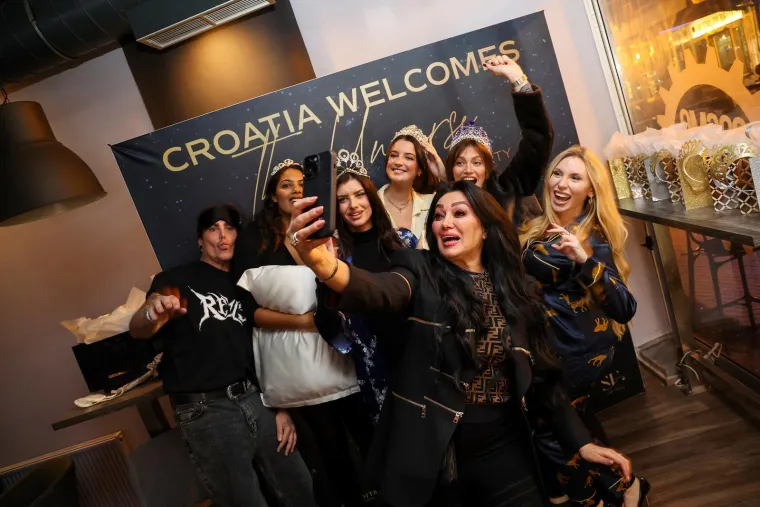 Biv&scaron;e missice organizirale zajedničko gledanje Miss Universe, a pridružili im se i brojni poznati