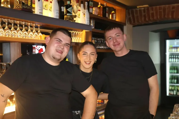 Tko kaže da je Međimurje tiho? Zgodne djevojke 'zapalile' plesni podij, stigli i tambura&scaron;i