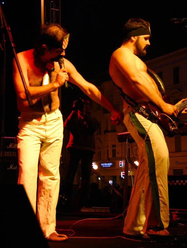 Od Big Brother zvijezda, do političara: Evo tko je sve bio na prosvjedu za Radio 101