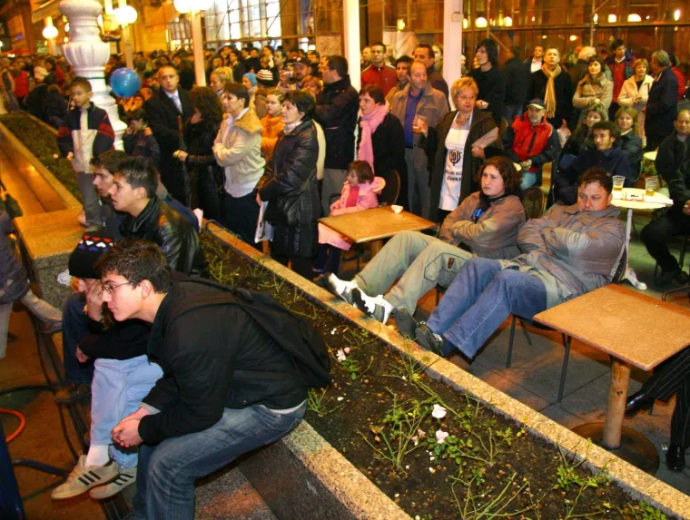 Od Big Brother zvijezda, do političara: Evo tko je sve bio na prosvjedu za Radio 101