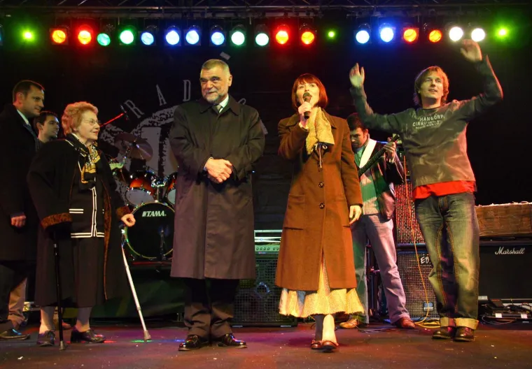 Od Big Brother zvijezda, do političara: Evo tko je sve bio na prosvjedu za Radio 101