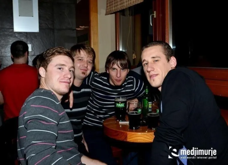 Povratak u klub koji je 2012. žario i palio: Momci u prugicama pozirali kao za modni časopis