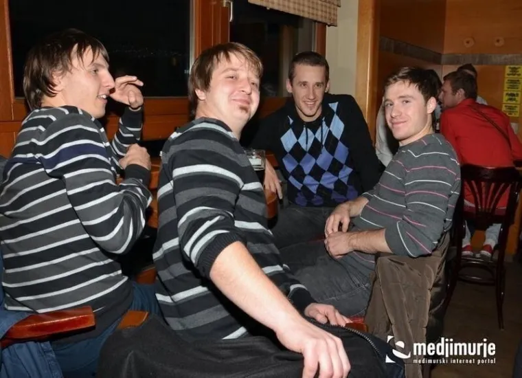 Povratak u klub koji je 2012. žario i palio: Momci u prugicama pozirali kao za modni časopis