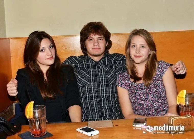 Povratak u klub koji je 2012. žario i palio: Momci u prugicama pozirali kao za modni časopis