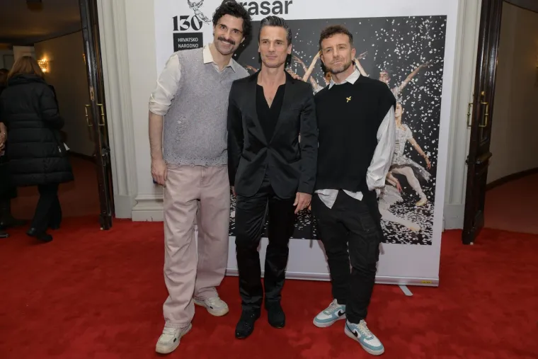 Glumci, političari i supruge, diplomacija: Pogledajte tko je sve bio na premijeri kultnog Ora&scaron;ara