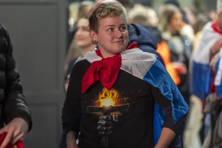 Thompson u Osijeku: Gradski vrt gorio, publika pjevala uglas - evo kako je to izgledalo