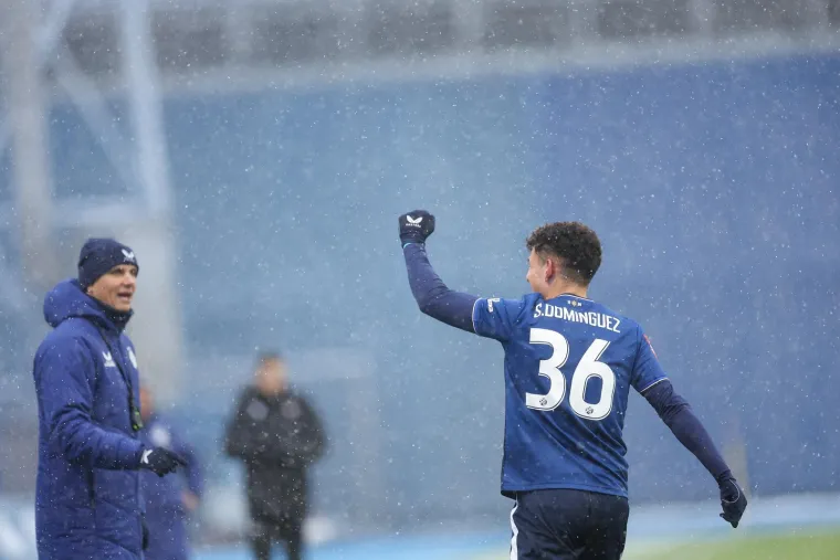 Dinamo u snježnim uvjetima predstavio novi dres, a dva hrabra Boysa ukrala pažnju