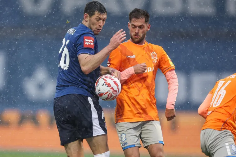 Dinamo u snježnim uvjetima predstavio novi dres, a dva hrabra Boysa ukrala pažnju