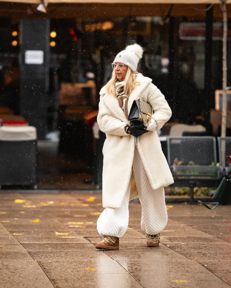 Brineta s osmijehom 'od milijun dolara' ukrala pažnju u Zagrebu: Svi su gledali u njezine noge