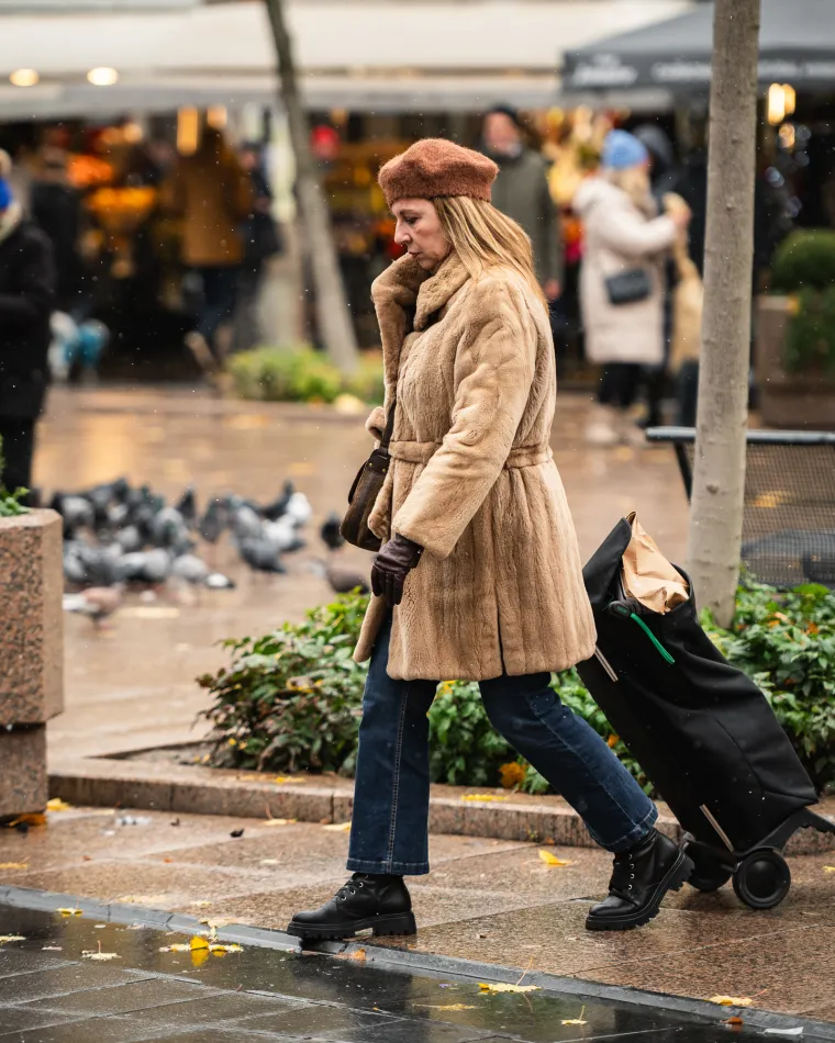 Brineta s osmijehom 'od milijun dolara' ukrala pažnju u Zagrebu: Svi su gledali u njezine noge