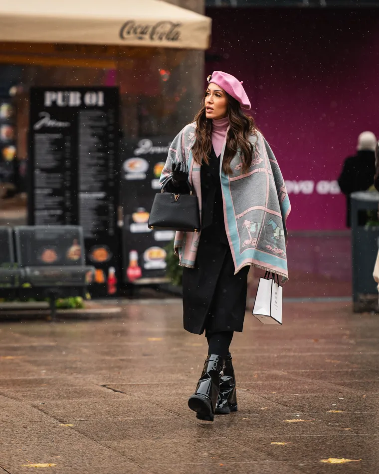 Brineta s osmijehom 'od milijun dolara' ukrala pažnju u Zagrebu: Svi su gledali u njezine noge