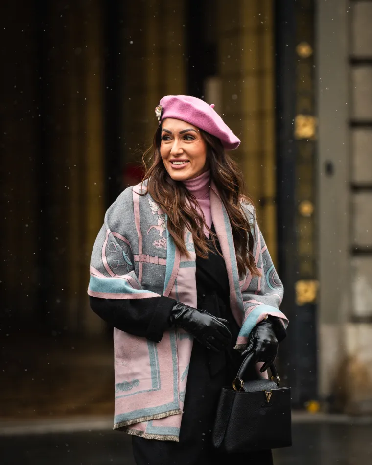 Brineta s osmijehom 'od milijun dolara' ukrala pažnju u Zagrebu: Svi su gledali u njezine noge