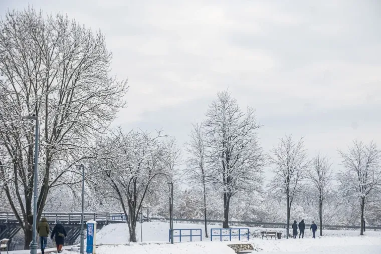 Ovaj Hrvatski grad kao da se jutros probudio u bajci: Grude su u ruci, osmjesi na licima!