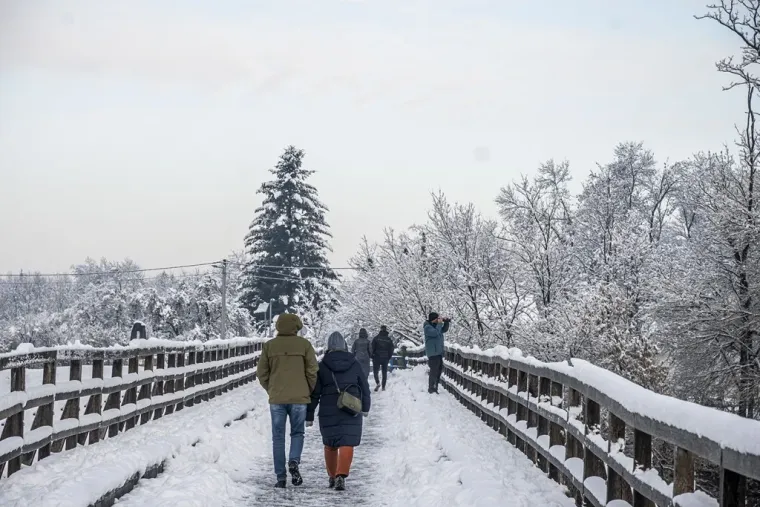 Ovaj Hrvatski grad kao da se jutros probudio u bajci: Grude su u ruci, osmjesi na licima!