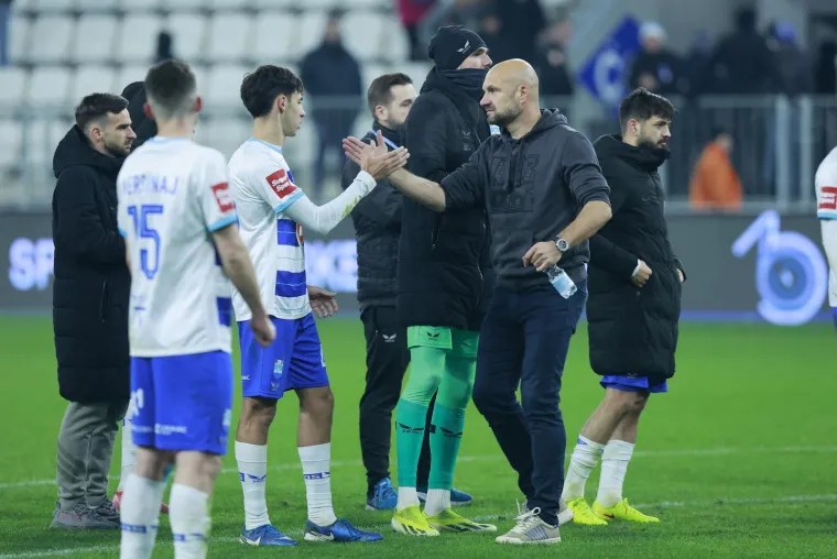 Željko Sopić nakon utakmice s Lokomotivom napravio potez za svaku pohvalu: Znak buđenja Osijeka?