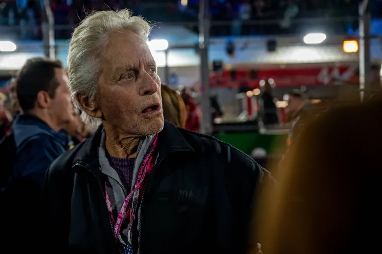 Završnica Formule 1 privukla najpoznatije na stazu: Kamere su bile fokusirane na ove dame