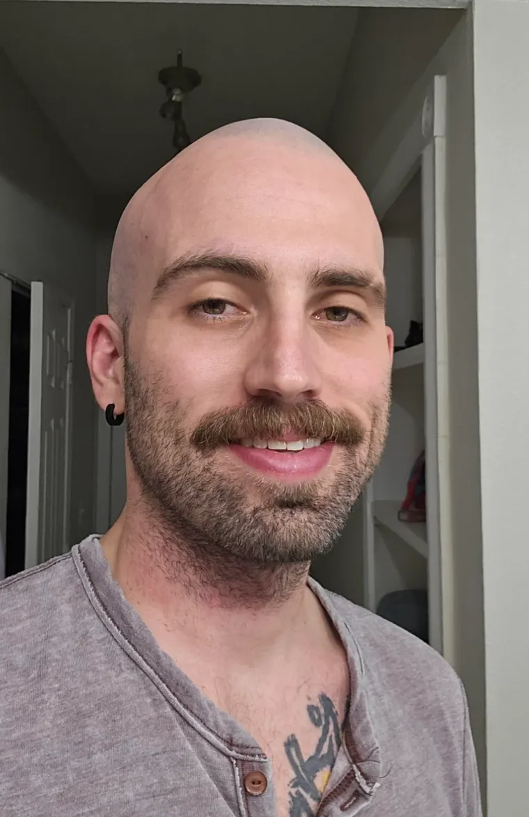 Probudili su se i napravili rez života: Nova frizura potpuno im je promjenila izgled