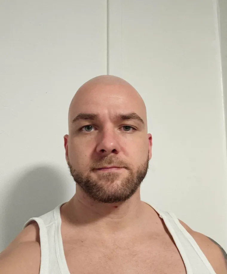 Probudili su se i napravili rez života: Nova frizura potpuno im je promjenila izgled