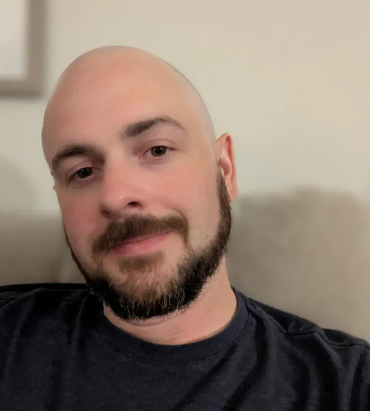 Probudili su se i napravili rez života: Nova frizura potpuno im je promjenila izgled