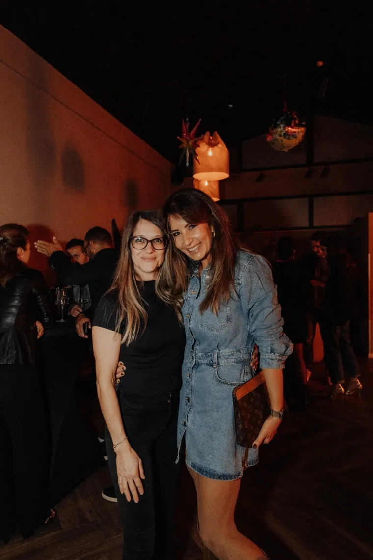 Tko su ljepotice koje su zaludile Zadar? Brinete u uskim kožnim haljinama ukrale show