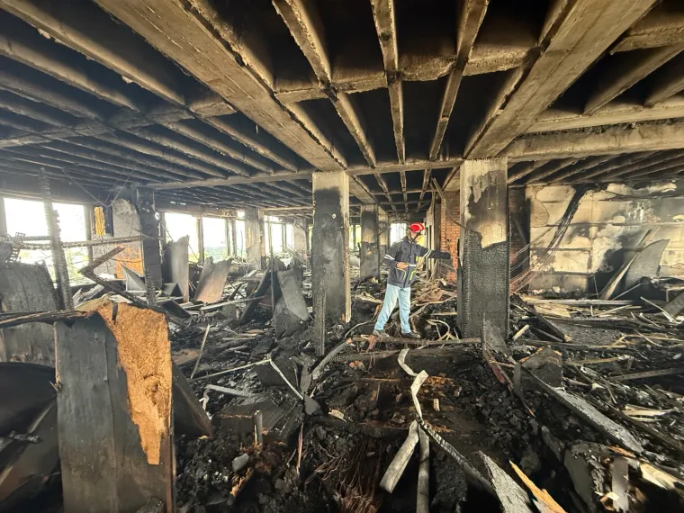 Nikad viđene fotografije! Statičari šokirani stanjem Vjesnika: Pogledajte stravične prizore iznutra