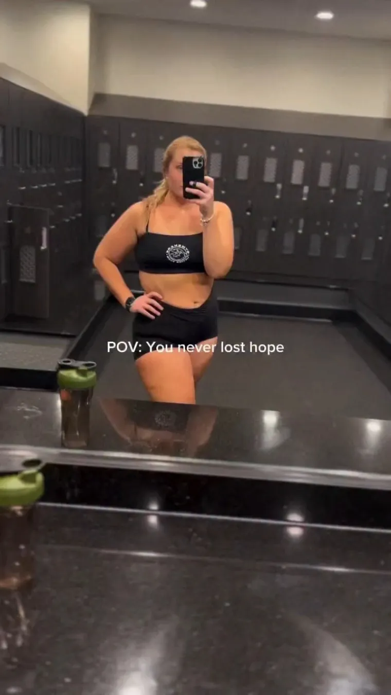 Ma je li moguće da je ovo ista osoba? Frajeri je odbijali zbog debljine, a evo kako sada izgleda