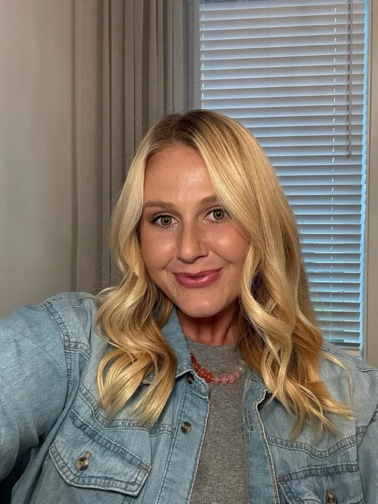 Ma je li moguće da je ovo ista osoba? Frajeri je odbijali zbog debljine, a evo kako sada izgleda