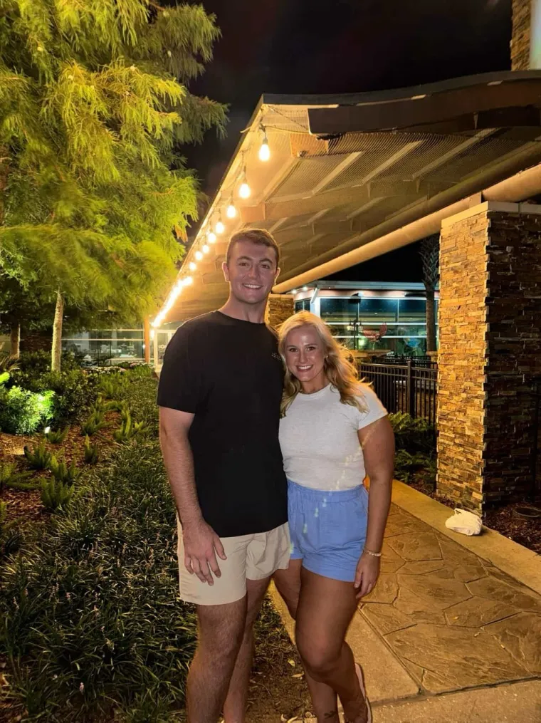 Ma je li moguće da je ovo ista osoba? Frajeri je odbijali zbog debljine, a evo kako sada izgleda