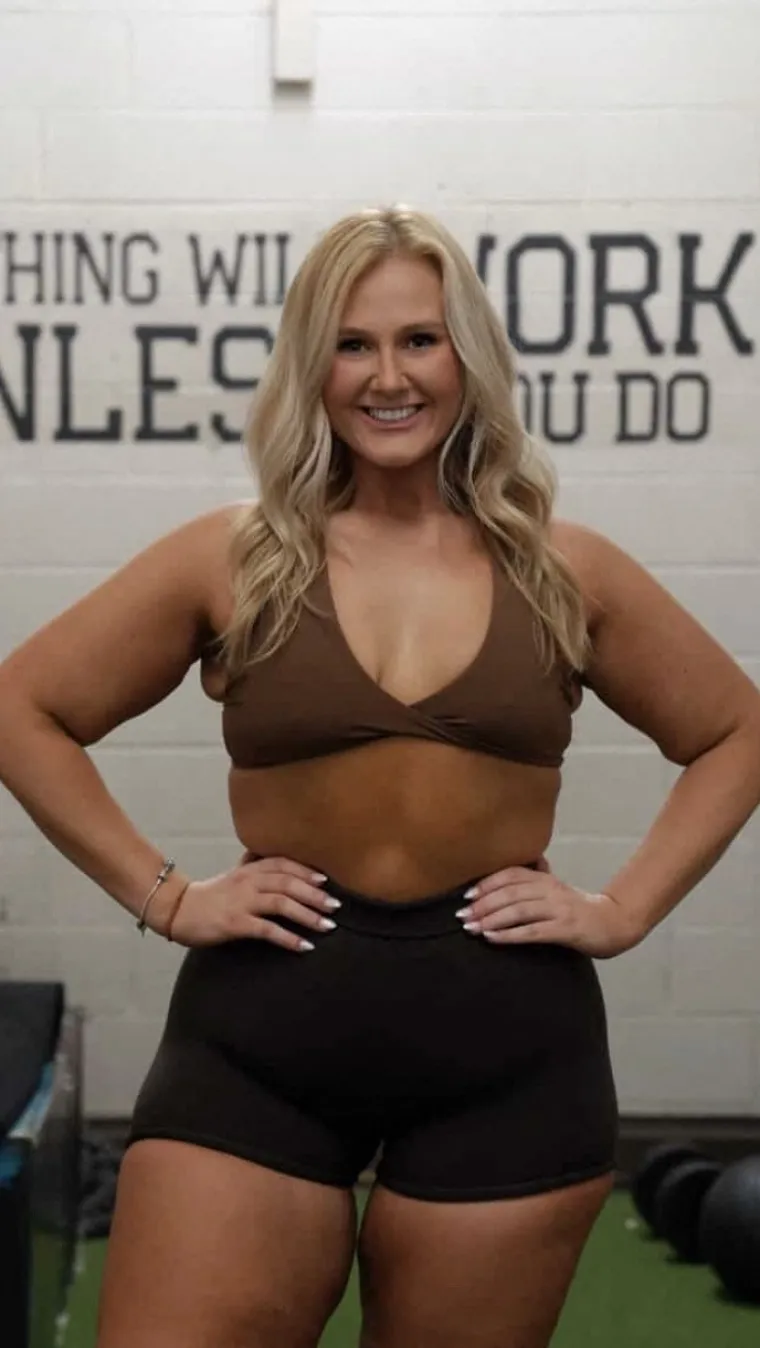 Ma je li moguće da je ovo ista osoba? Frajeri je odbijali zbog debljine, a evo kako sada izgleda