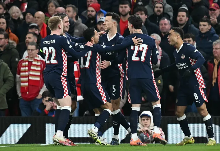 Pogledajte što se dogodilo Ivanu Perišiću i što je majstor sve radio na kultnom Anfieldu