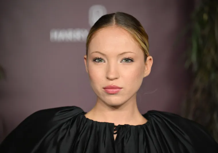 Njezina mama obožavala je divlje partije, a ona bježi od paparazza: Ovako izgleda kći Kate Moss