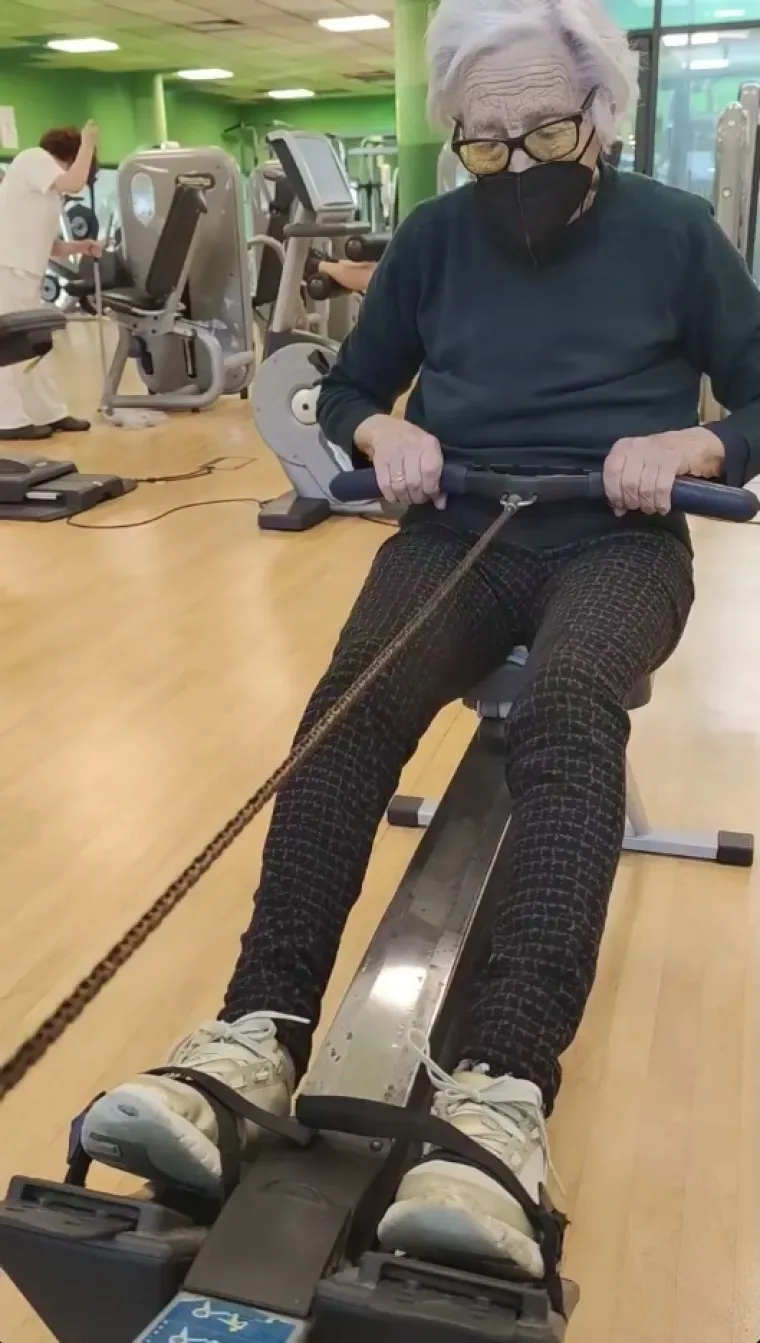 Radije najstarija u teretani nego najmlađa u staračkom: Ima 101 i svakog dana udara treninge!