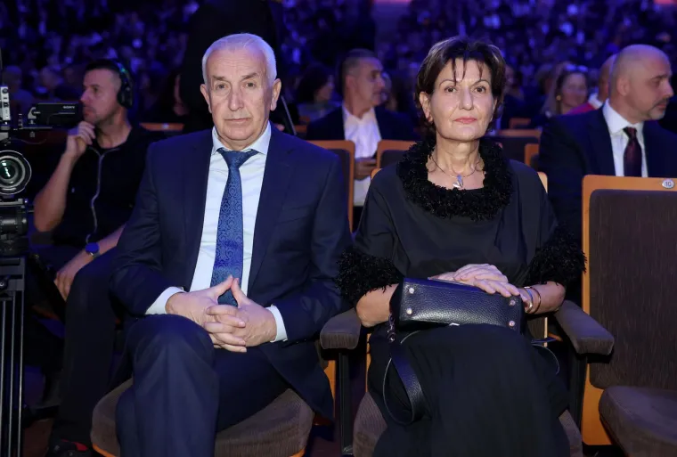 Zorica Kondža rasplesala Lisinski: Dalić, Vrdoljak, Frka Pete&scaron;ić...pogledajte tko je sve do&scaron;ao