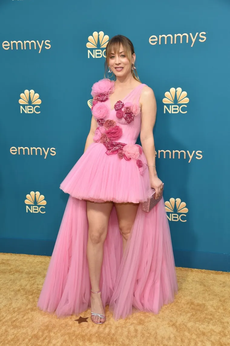 Slavi 40 godina: Pogledajte kako se Kaley Cuoco mijenjala od ‘Teorije velikog praska’ do danas