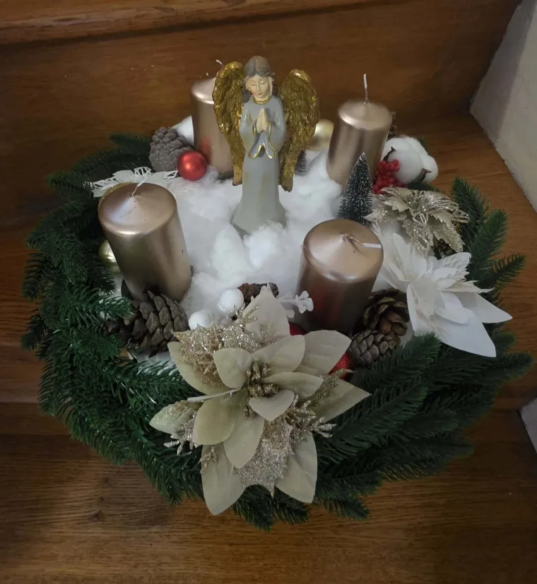 Blagdanska čarolija je počela: Izdvojili smo 40 va&scaron;ih prekrasnih adventskih vijenaca