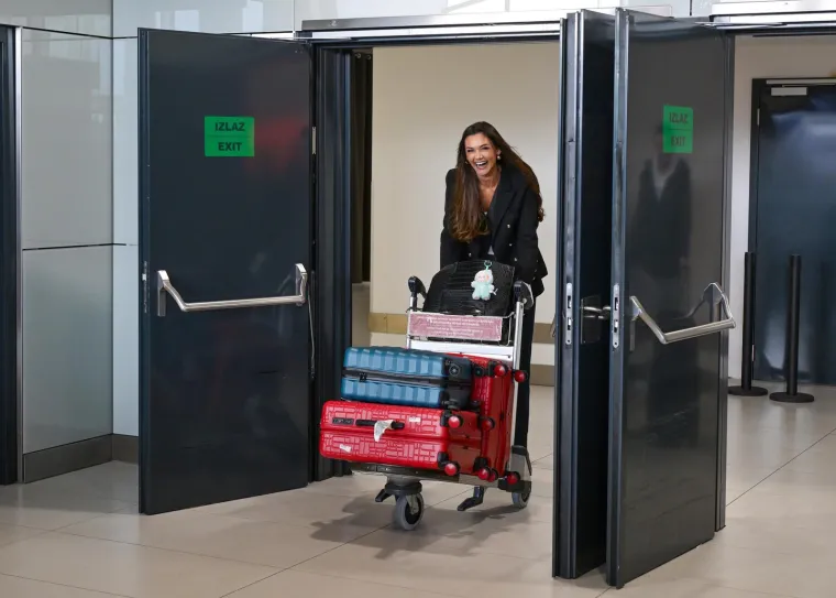 Suze, smijeh i veselje: Ovako su obitelj i prijatelji dočekali misicu Lauru, emocije su bile na vrhuncu