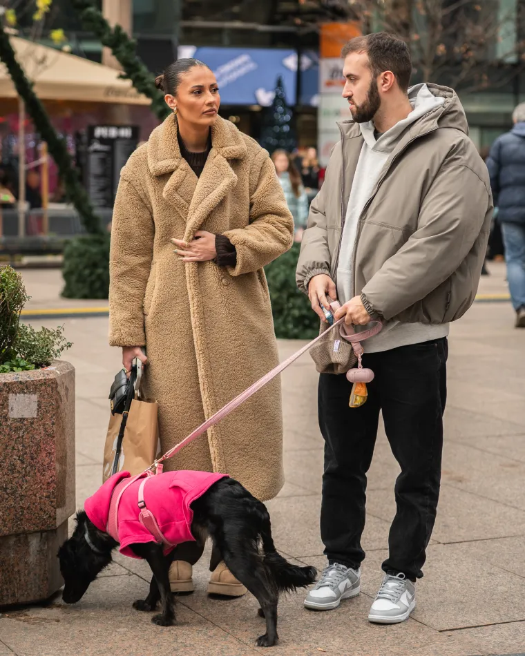 Kao da su iza&scaron;li iz holivudskog filma: Ovaj dvojac privlačio je poglede prolaznika u centru Zagreba